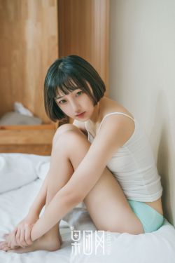 日本男老师体罚女生