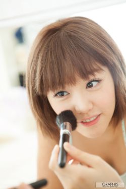 图书馆里的女朋友