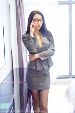 《美丽小蜜桃》1